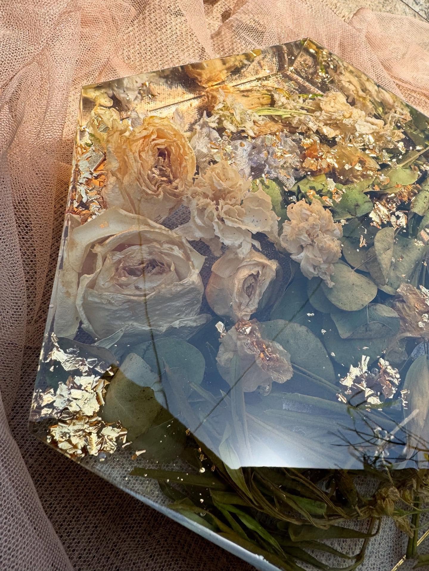 Ανθοδέσμη σε υγρό γυαλί εξάγωνο - Image 6