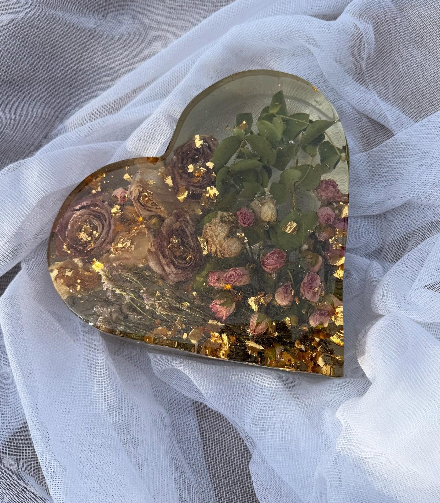 Ανθοδέσμη σε υγρό γυαλί ΚΑΡΔΙΑ - Image 4