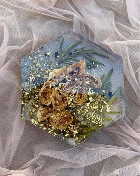 Ανθοδέσμη σε υγρό γυαλί εξάγωνο - Image 11