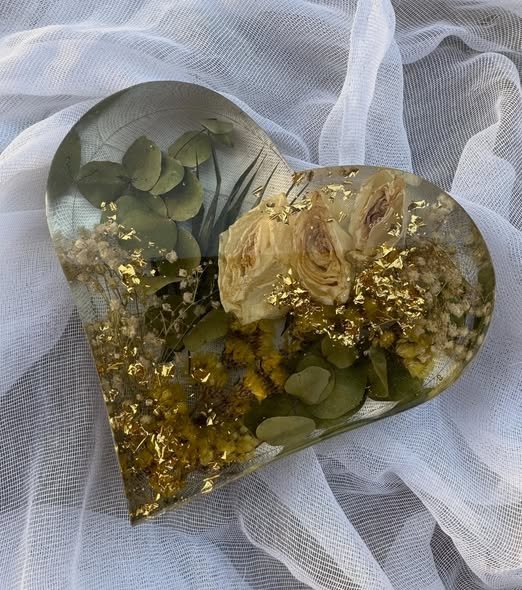 Ανθοδέσμη σε υγρό γυαλί ΚΑΡΔΙΑ - Image 6